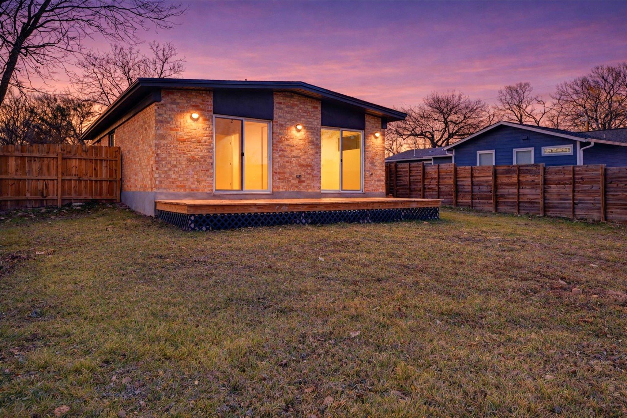 1719 Meander Drive Austin TX 78721