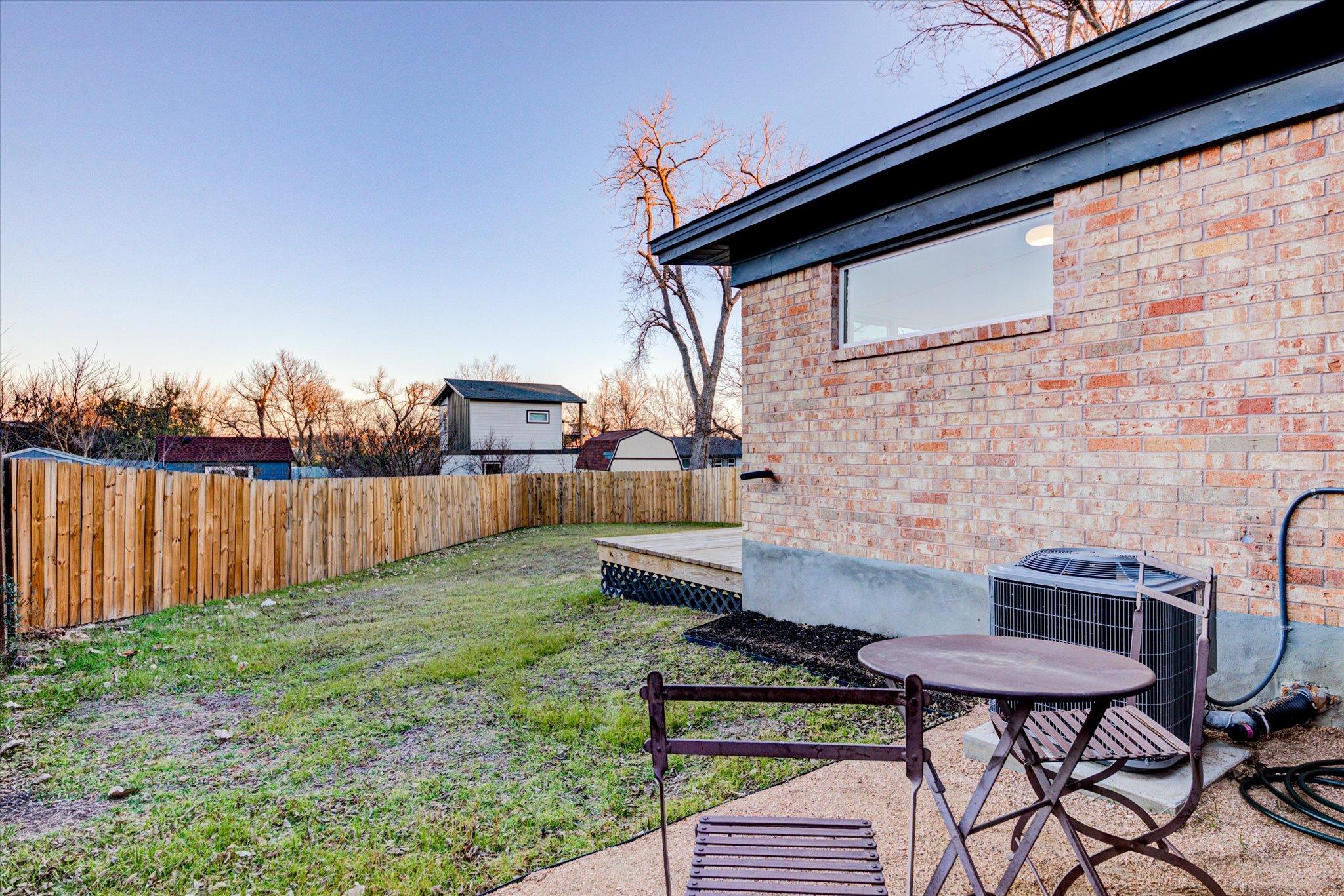 1719 Meander Drive Austin TX 78721