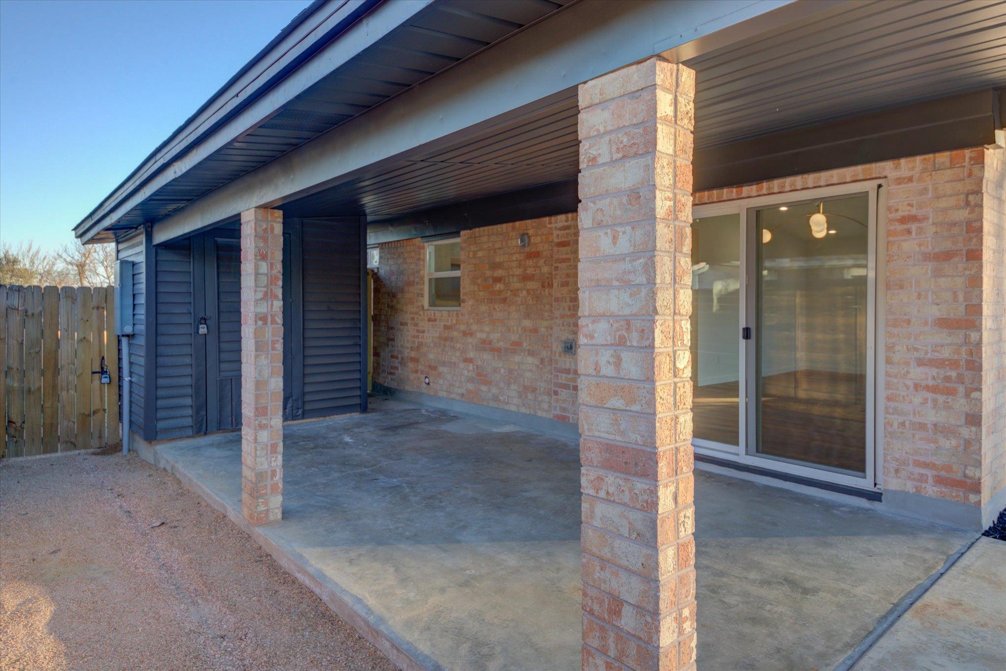 1719 Meander Drive Austin TX 78721
