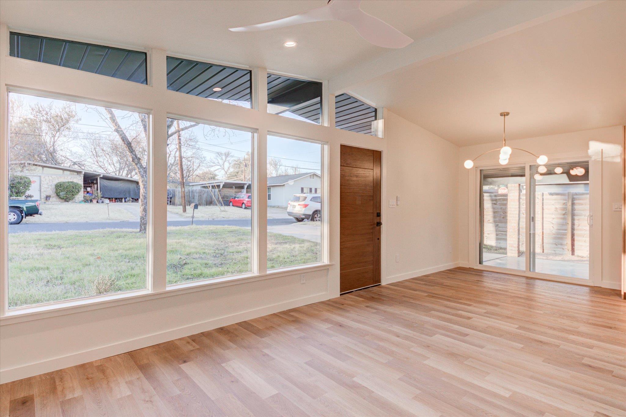 1719 Meander Drive Austin TX 78721