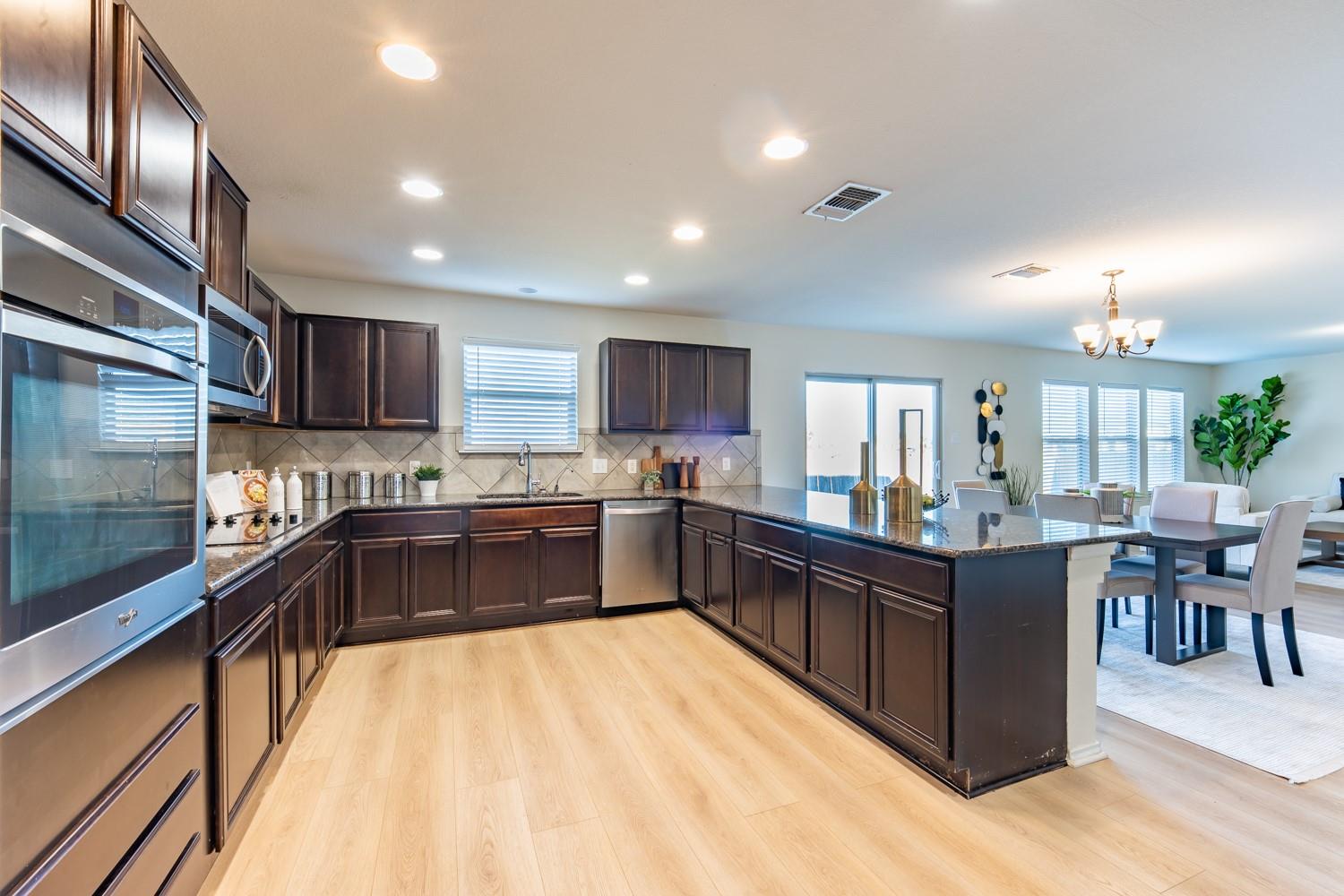 524 Carrington Street Hutto TX 78634