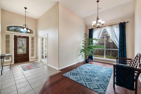 221 Abbey Drive Austin TX 78737