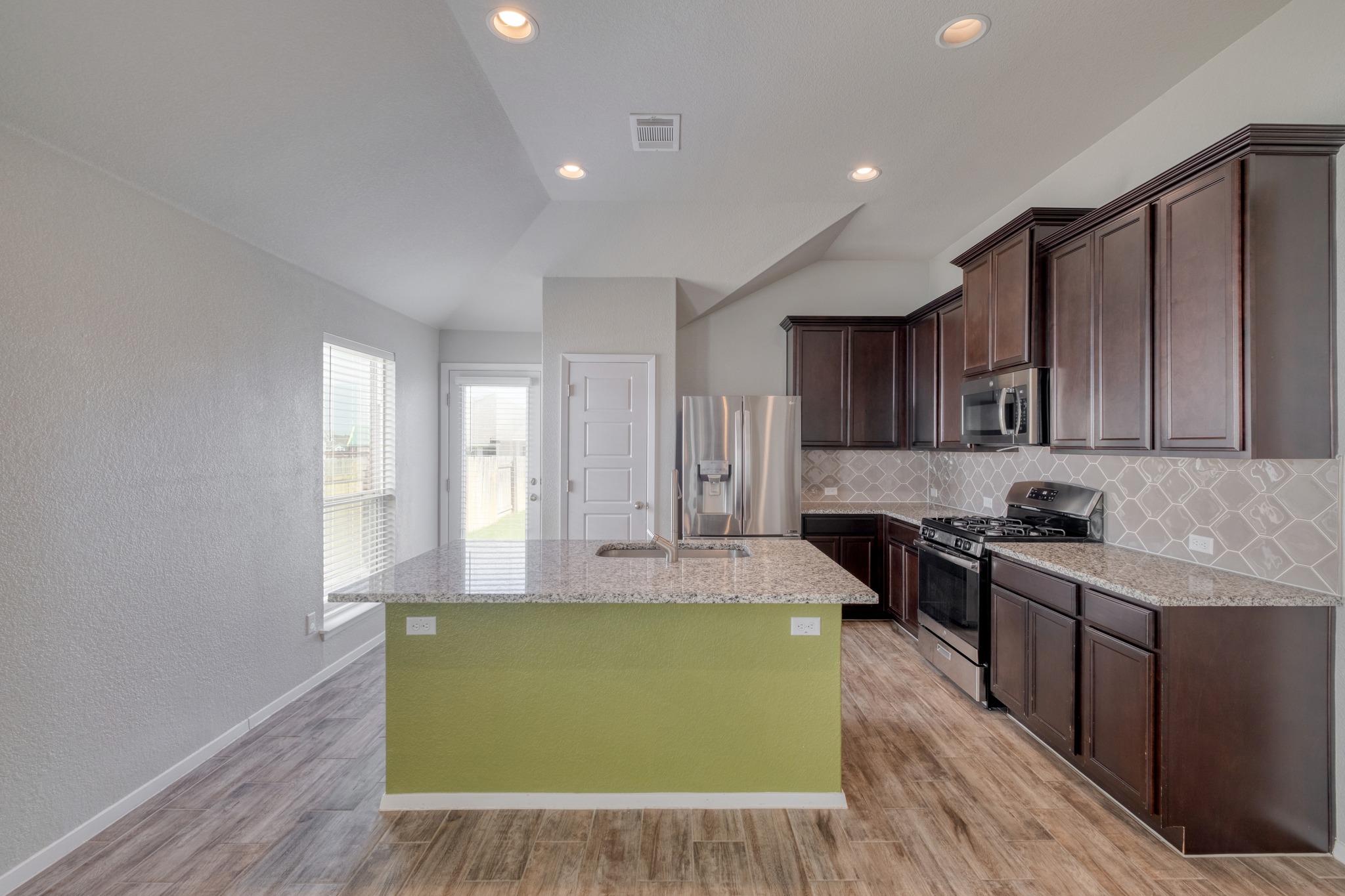 264 Gaida Loop Georgetown TX 78628