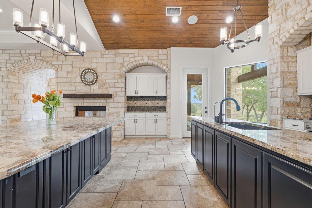 9805 Grand Summit Boulevard Dripping Springs TX 78620