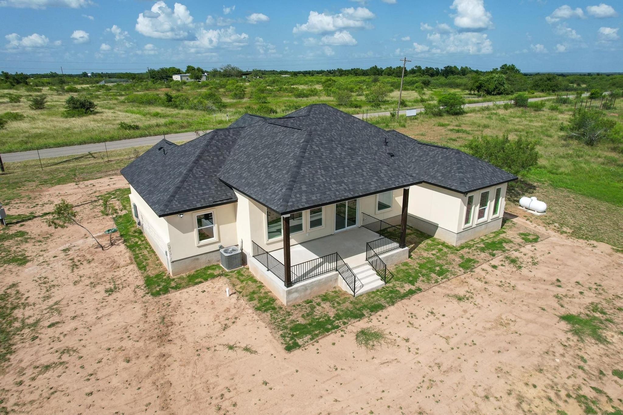 1136 Country Road 484 Road Elgin TX 78621