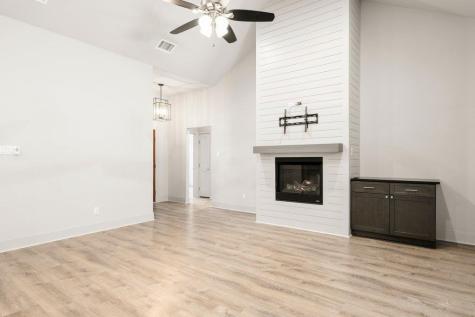 411 Eagle Lane Fischer TX 78623