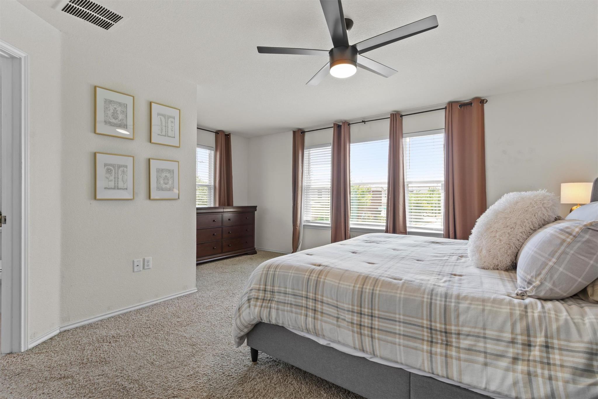 11025 Kirkland Hill Path Austin TX 78754