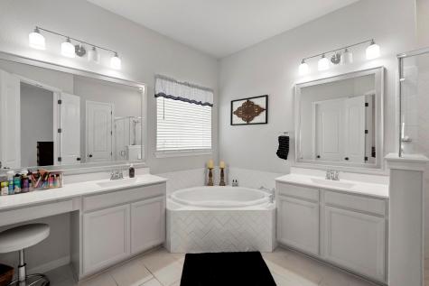 311 Bear Oak Street Hutto TX 78634