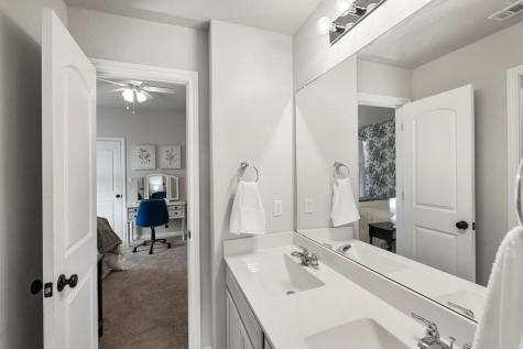 311 Bear Oak Street Hutto TX 78634