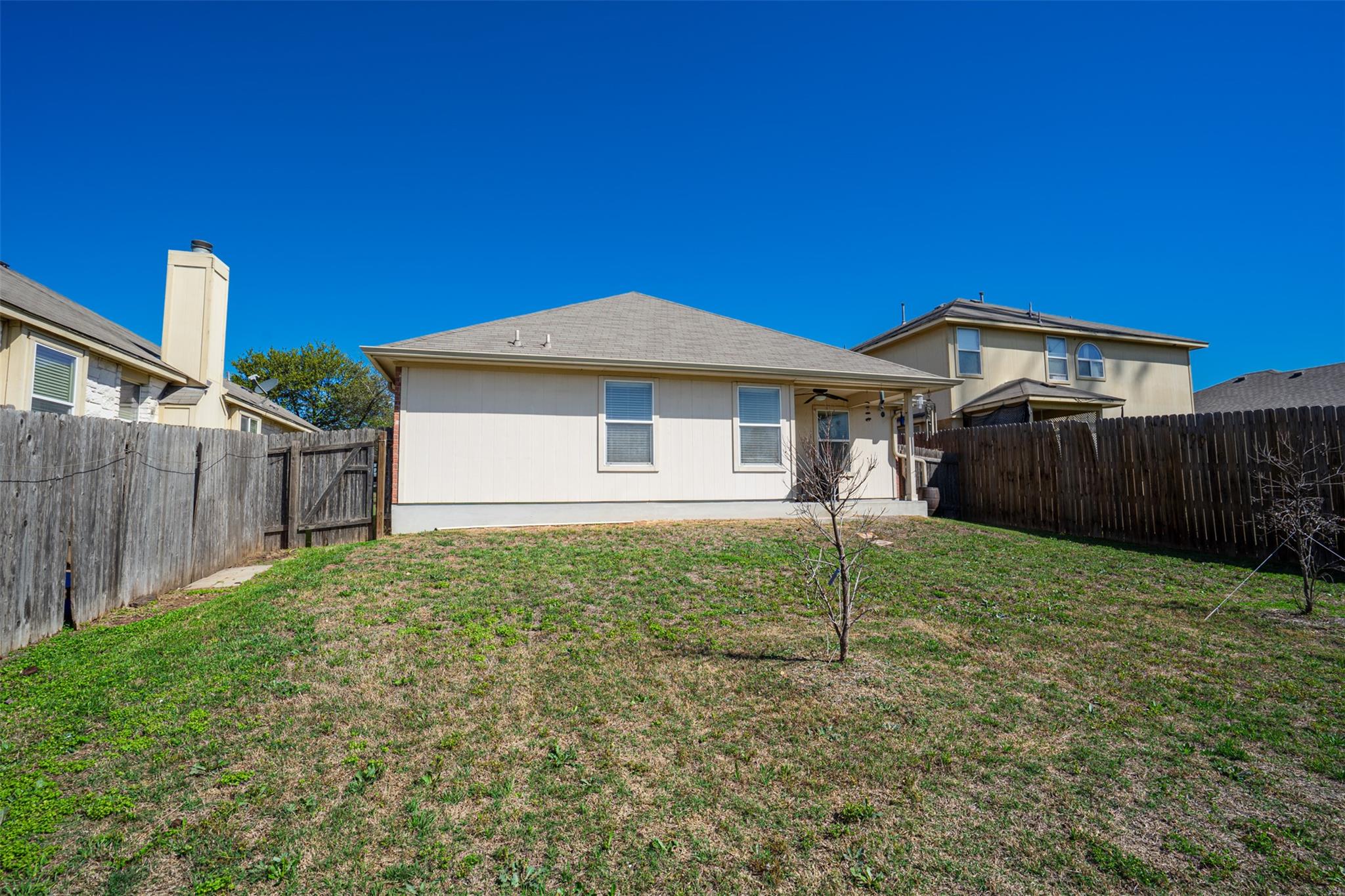 2404 Christoff Loop Austin TX 78748