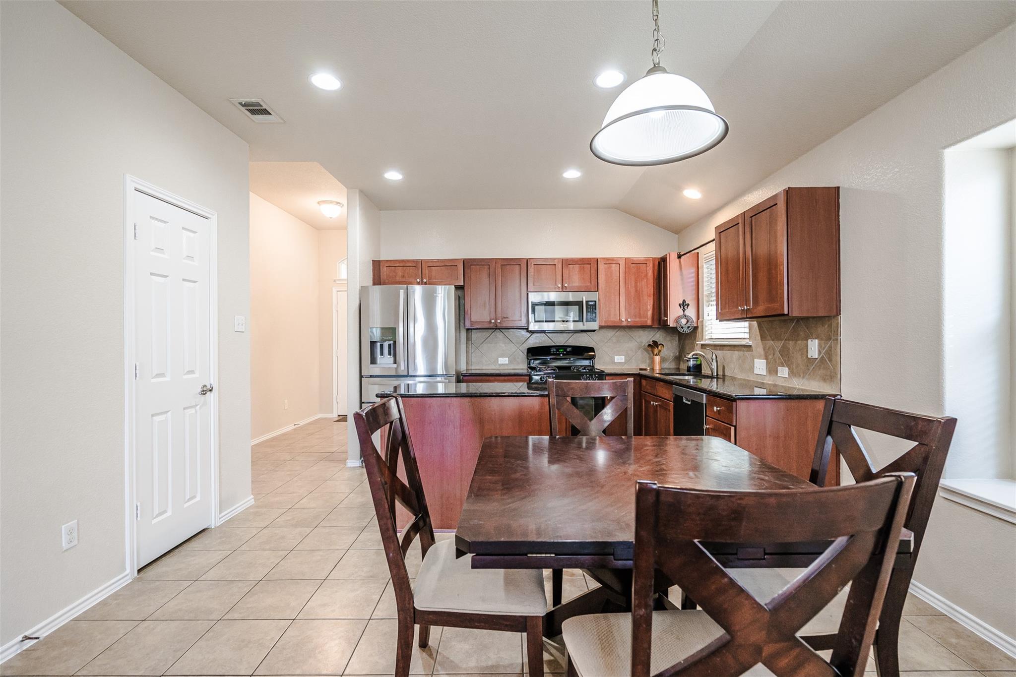 2404 Christoff Loop Austin TX 78748