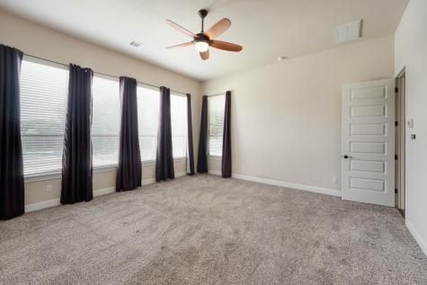 112 Haven Cove Hutto TX 78634