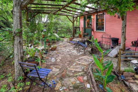1905 Main Street Bastrop TX 78602
