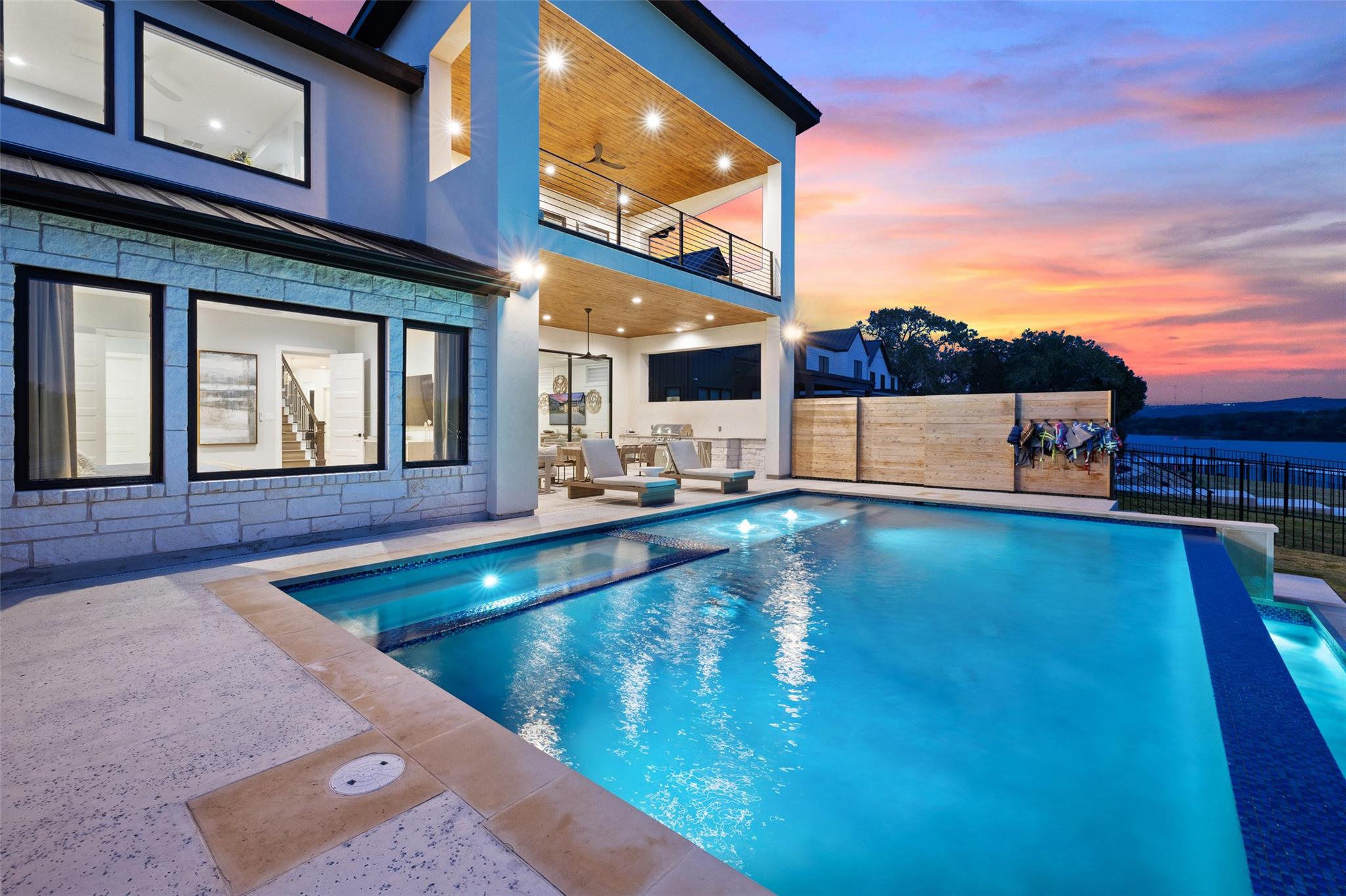 1298 Euel Moore Drive Kingsland TX 78639