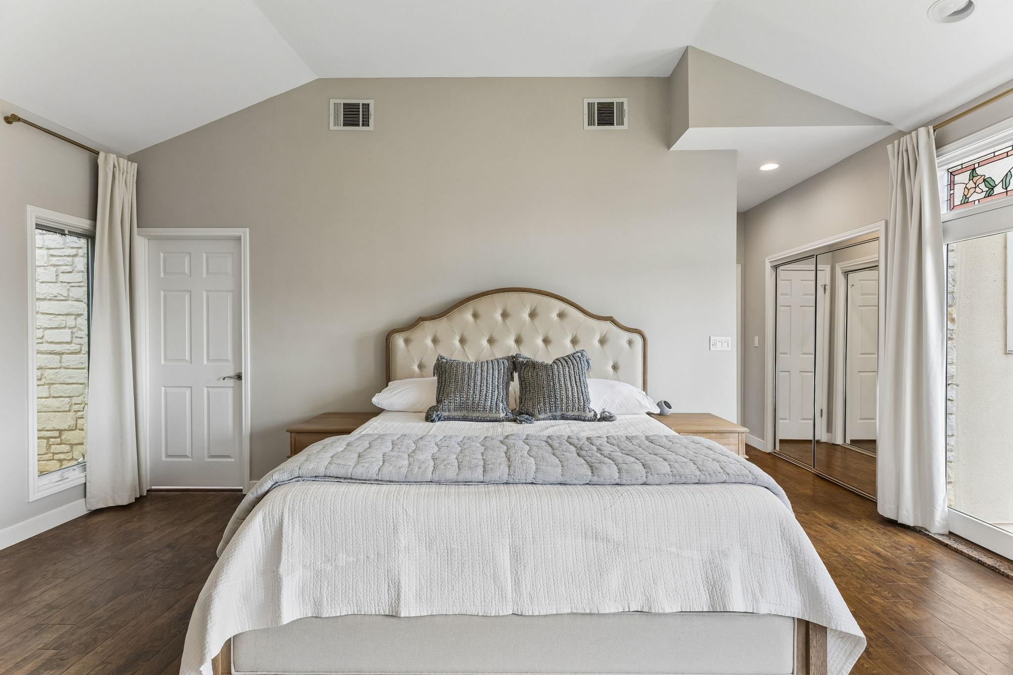 26310 Countryside Drive Spicewood TX 78669