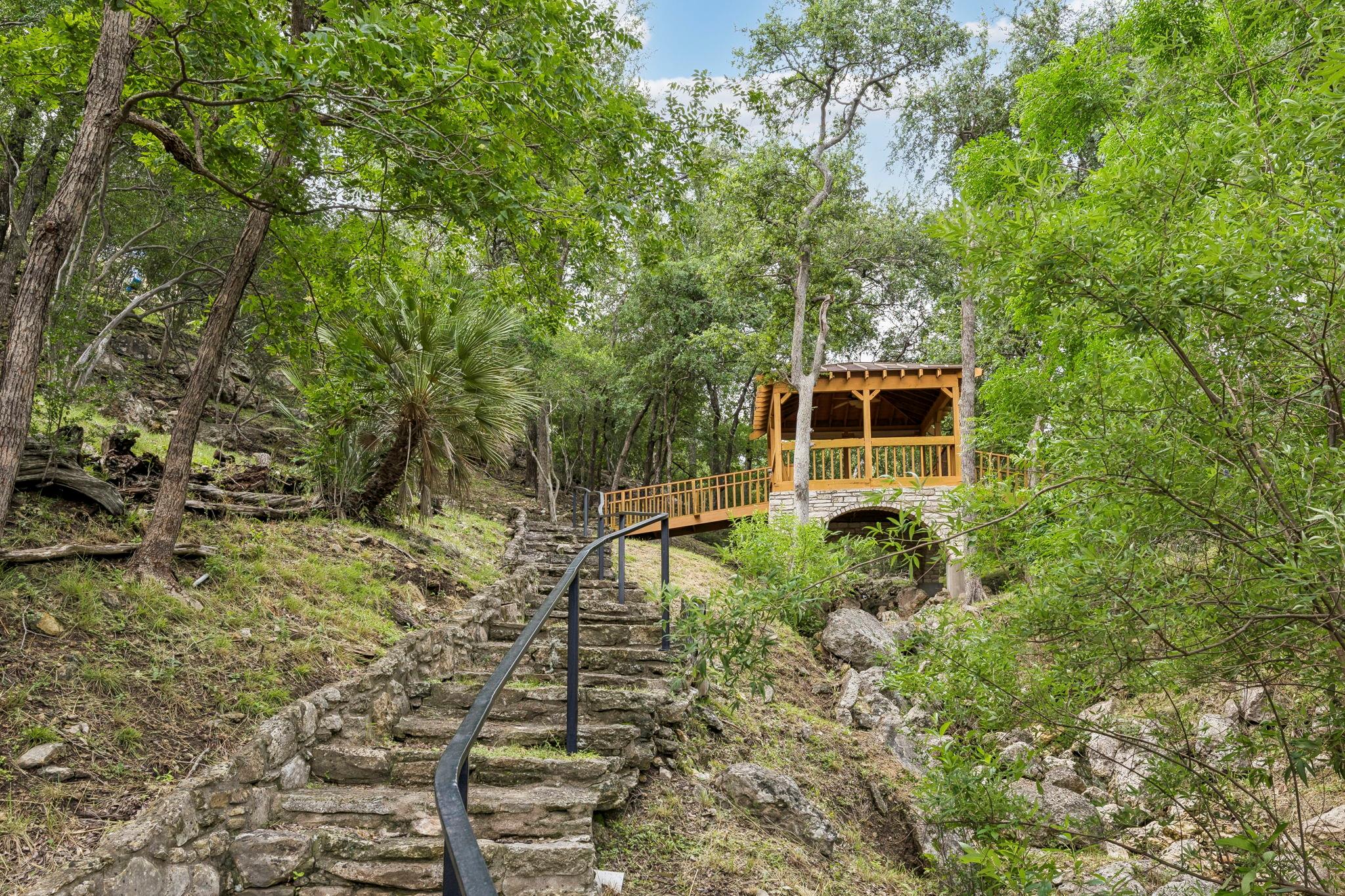 26310 Countryside Drive Spicewood TX 78669