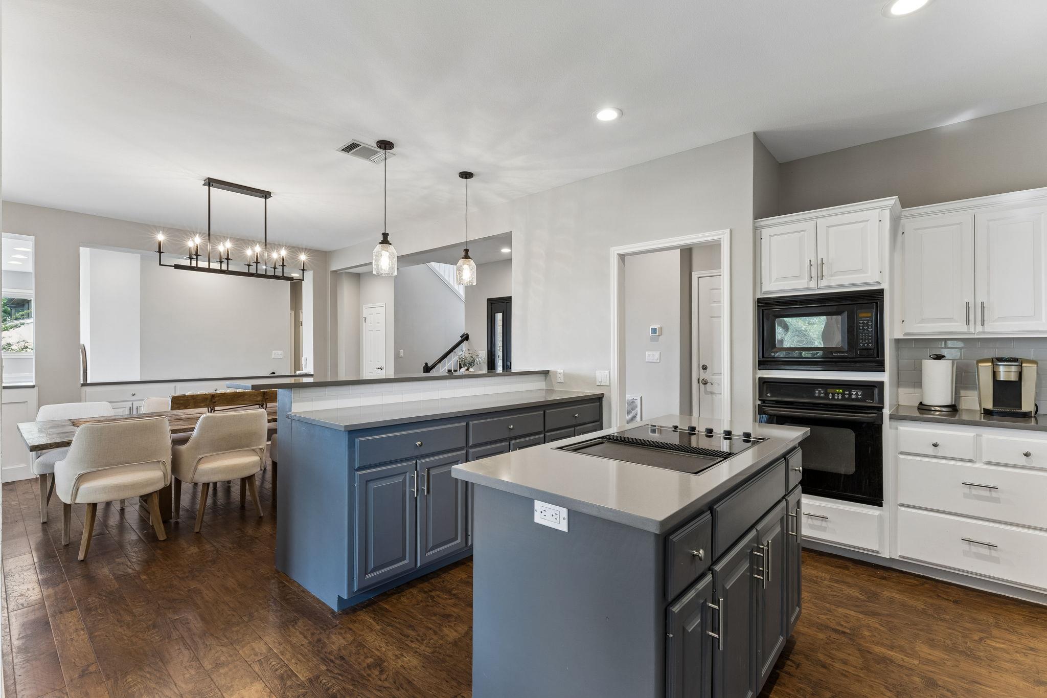 26310 Countryside Drive Spicewood TX 78669