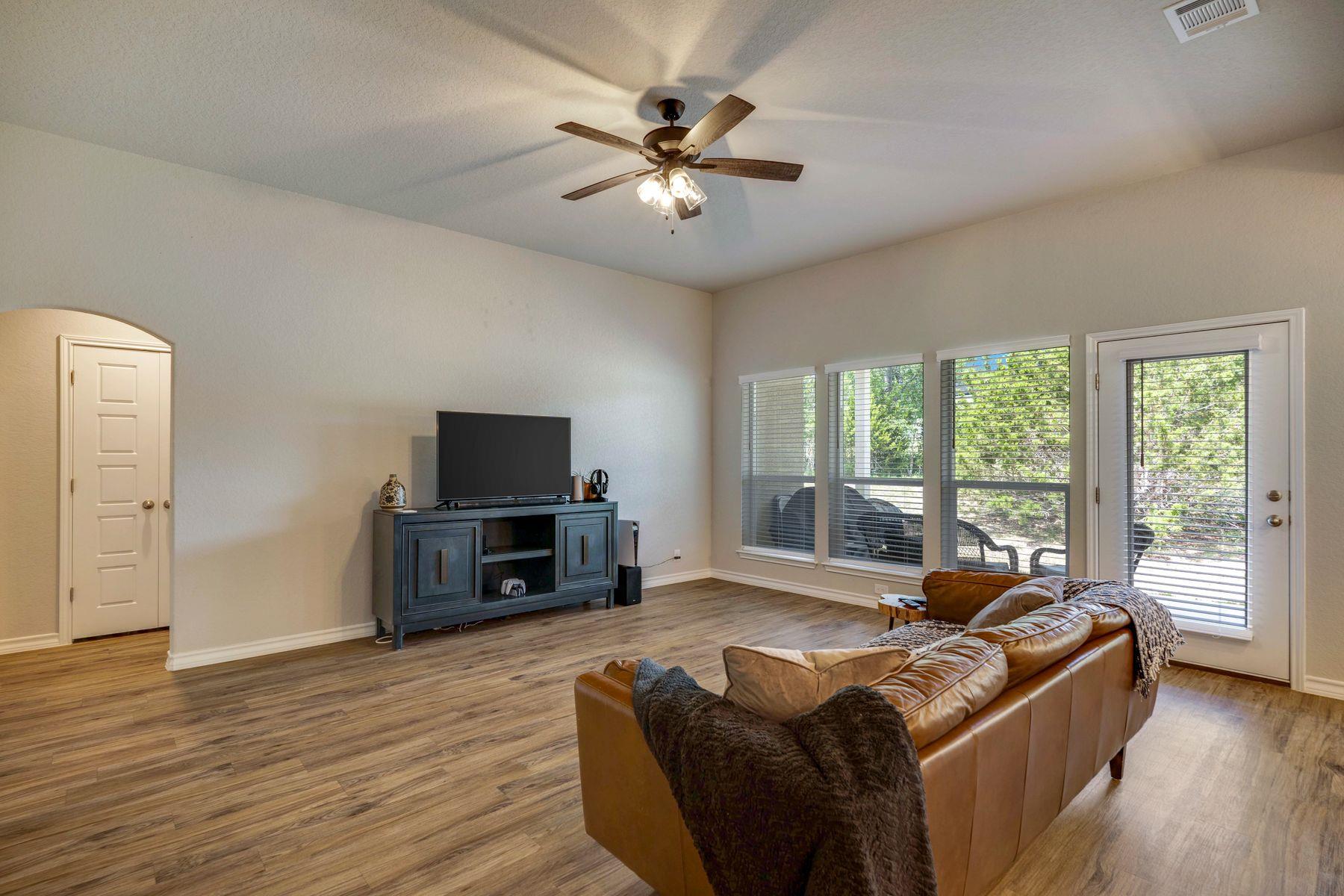 128 Frank Jones Blanco TX 78606