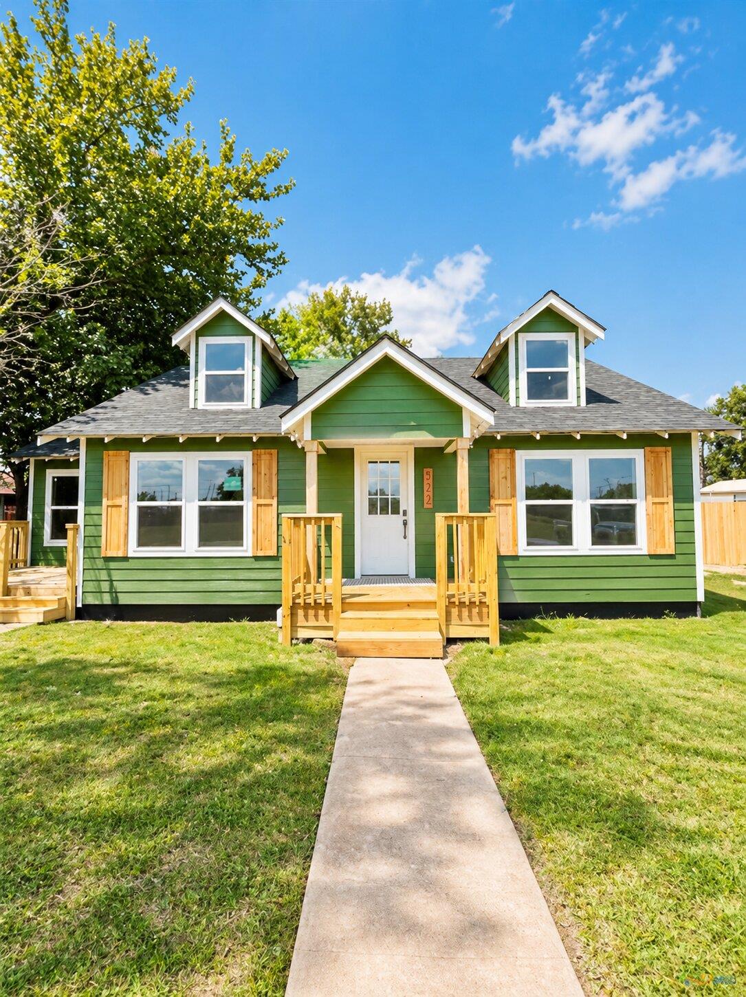 223 NW Front Street Bartlett TX 76511