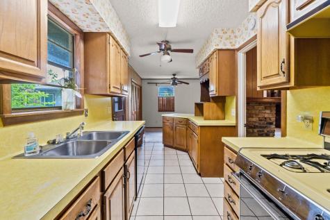 2506 Rae Dell Avenue Austin TX 78704