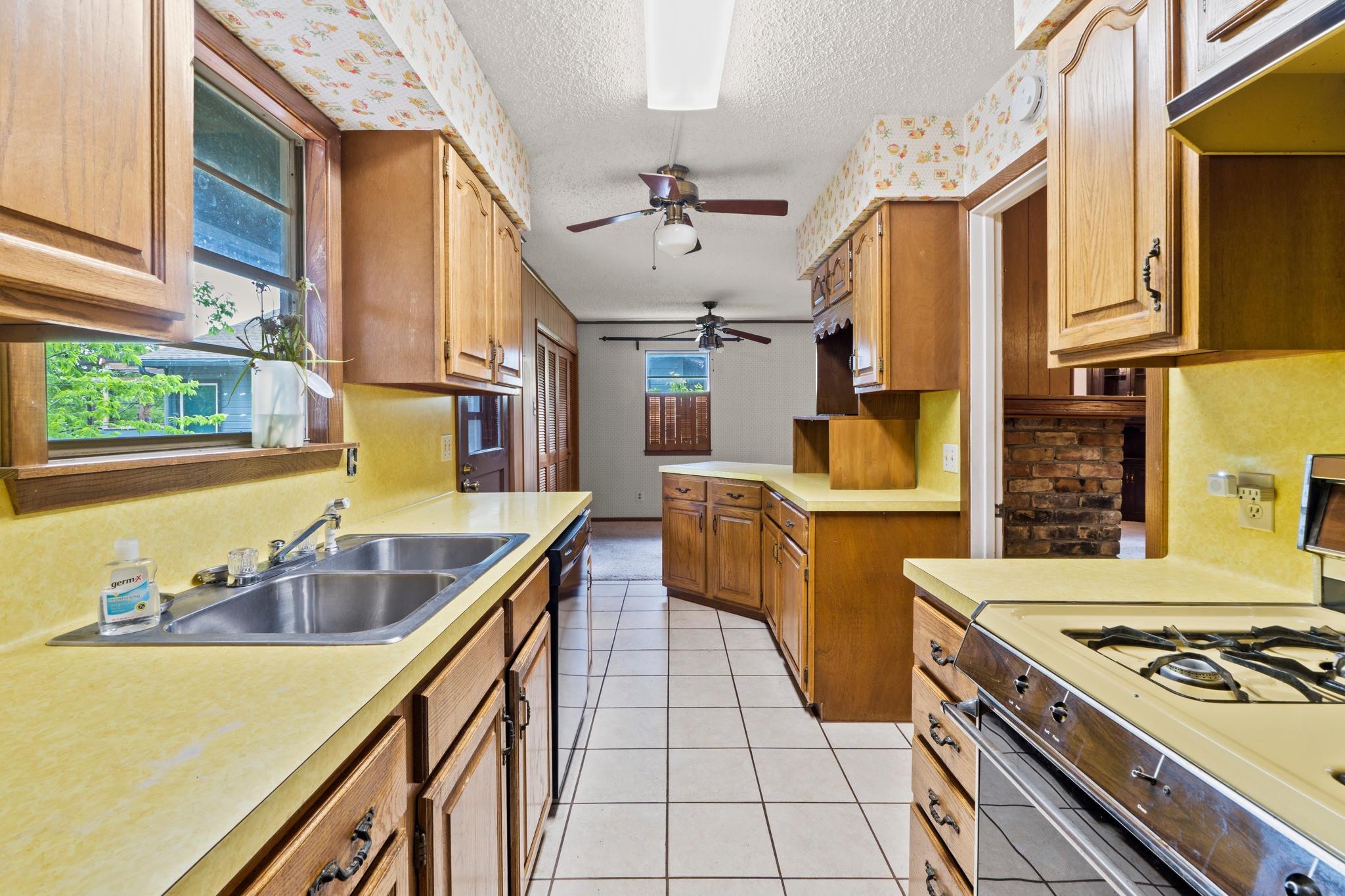 2506 Rae Dell Avenue Austin TX 78704