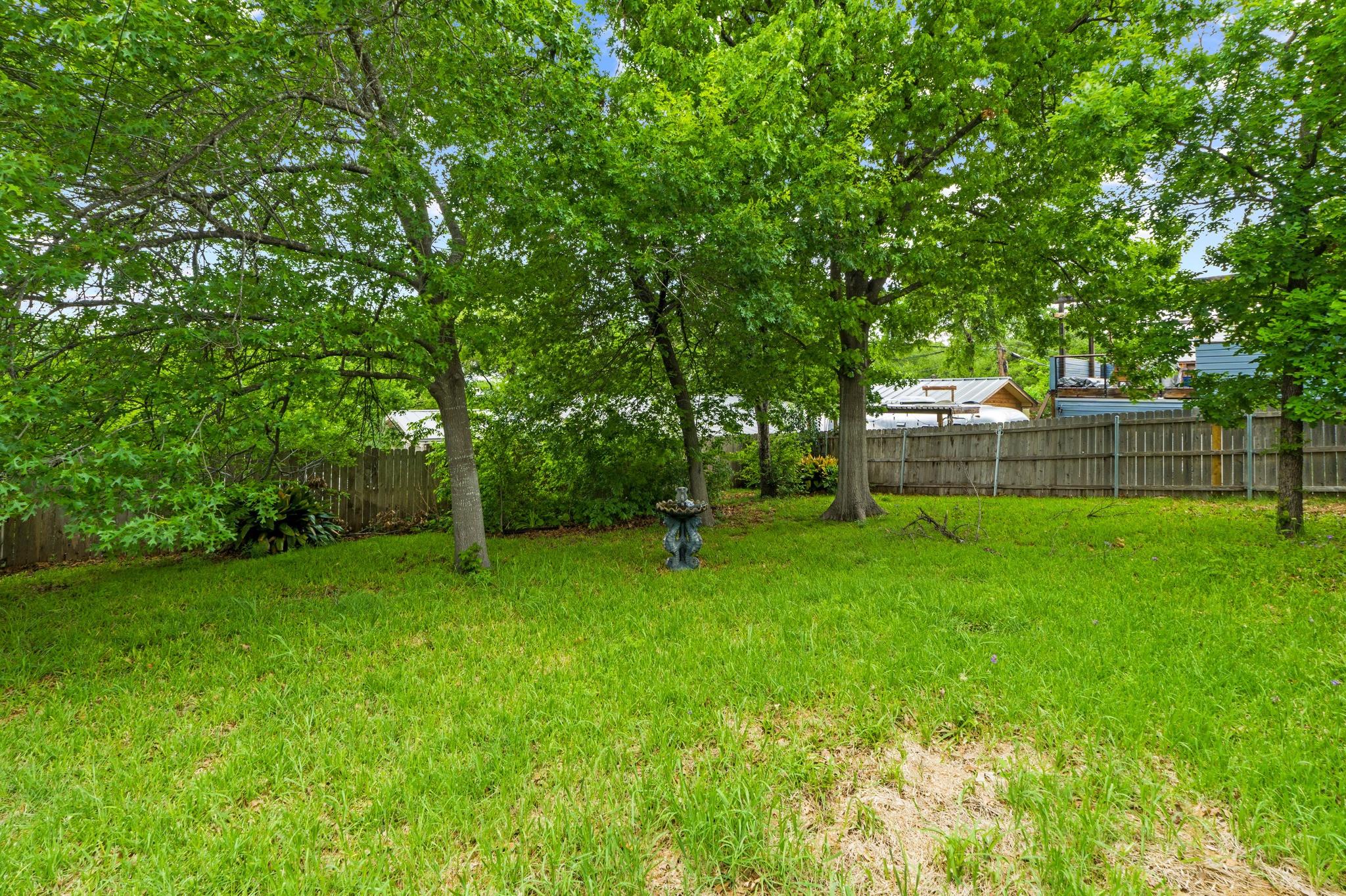 2506 Rae Dell Avenue Austin TX 78704