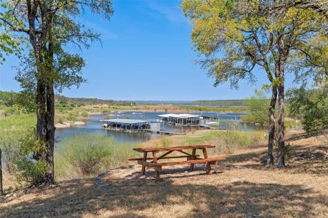 330 Kendall Road Spicewood TX 78669