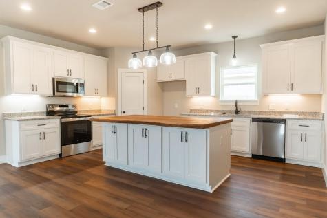 305 String Prairie Way Smithville TX 78957