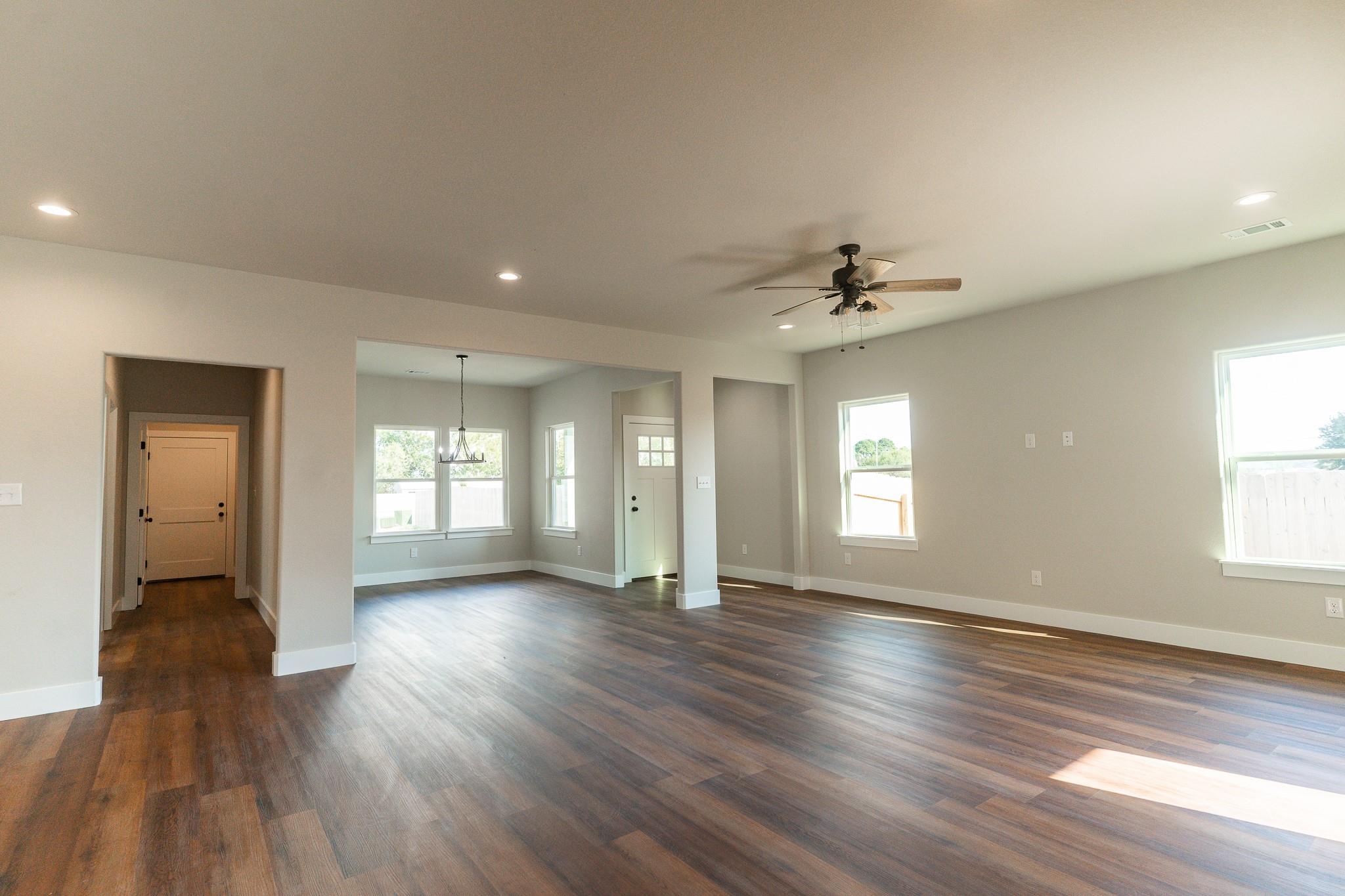 305 String Prairie Way Smithville TX 78957