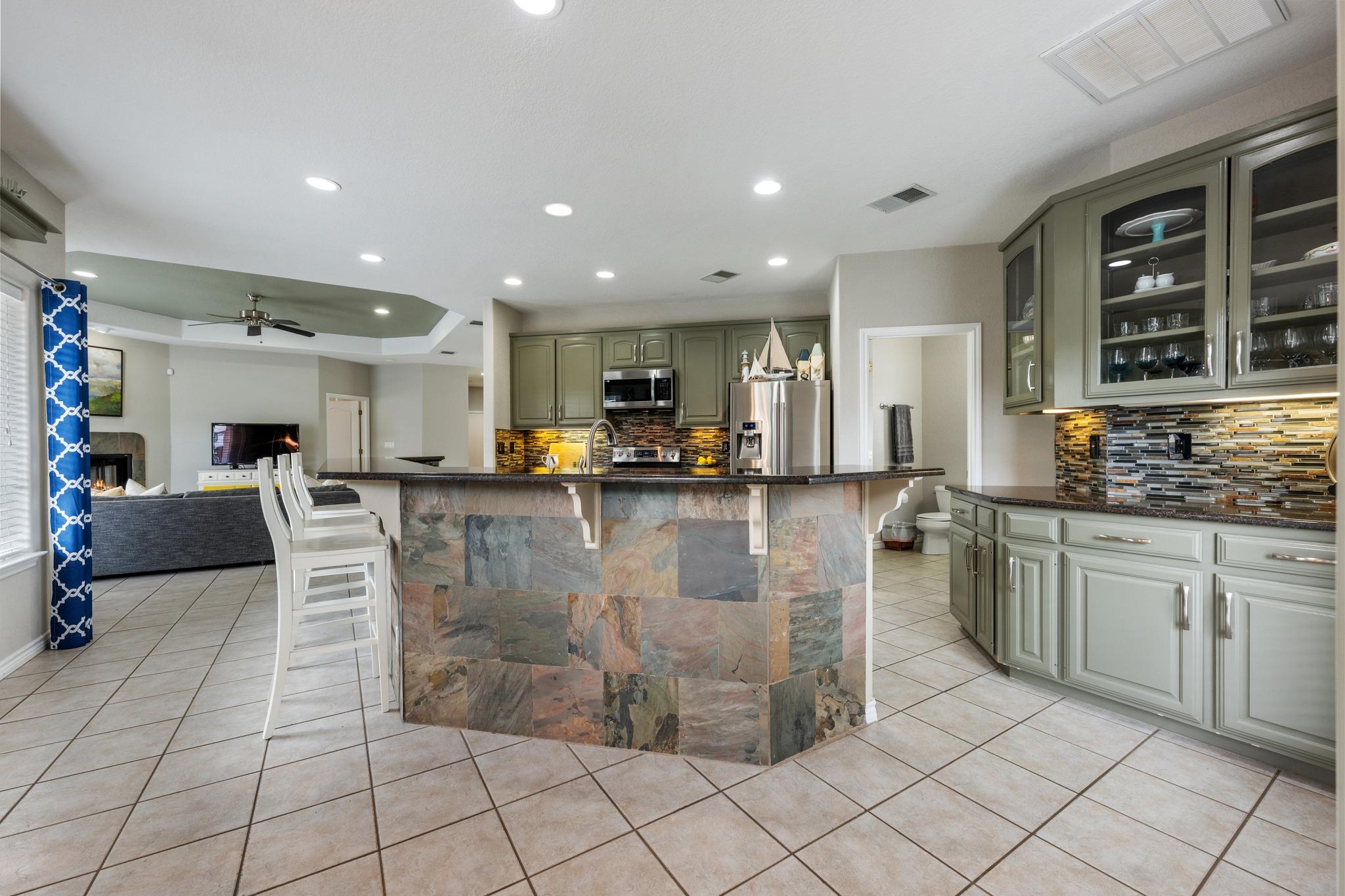 521 Lucy Lane Horseshoe Bay TX 78657