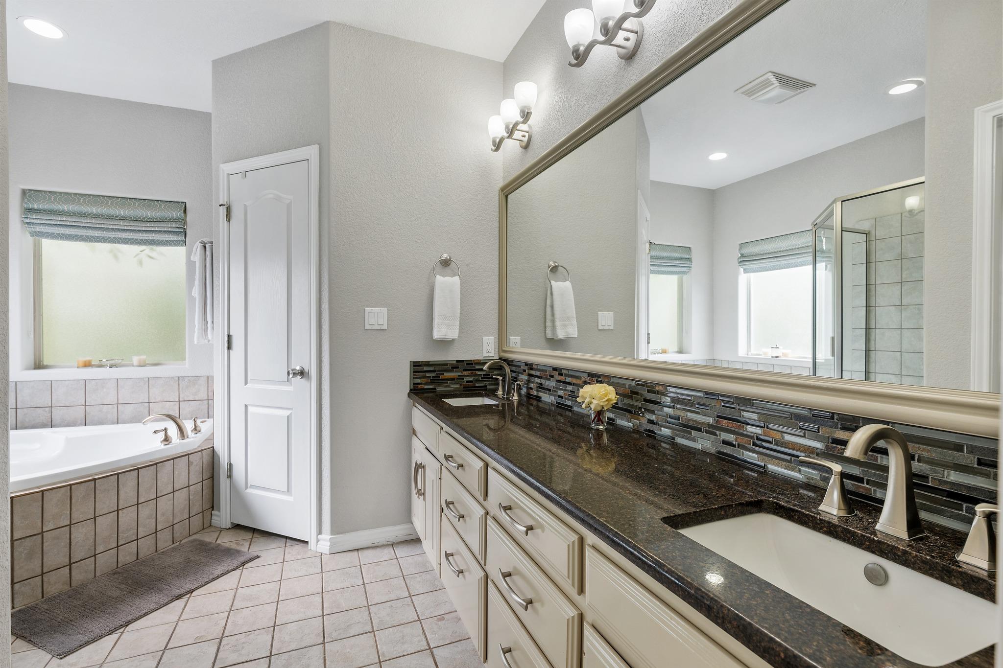 521 Lucy Lane Horseshoe Bay TX 78657