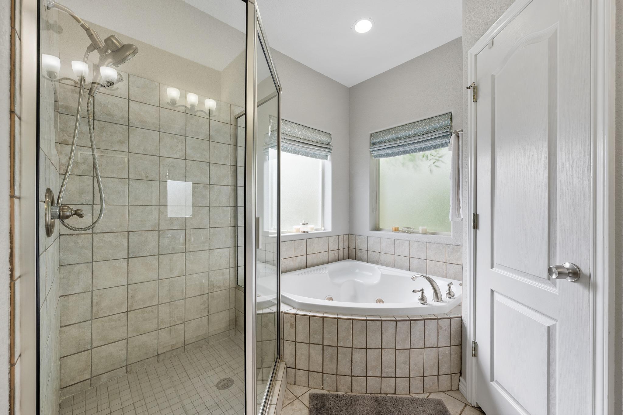 521 Lucy Lane Horseshoe Bay TX 78657