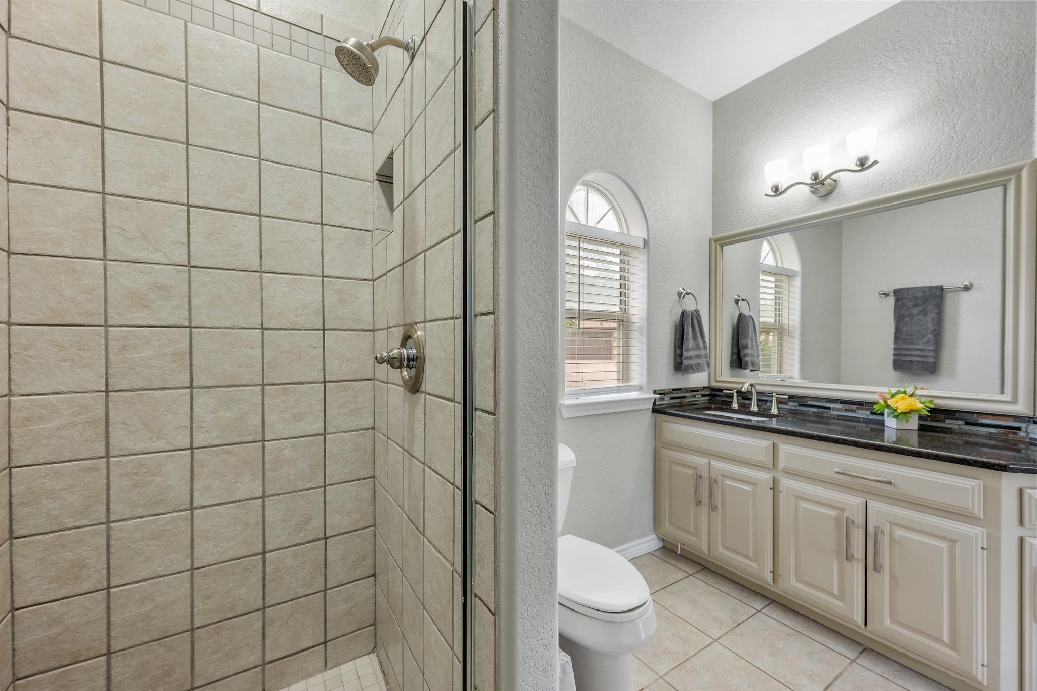 521 Lucy Lane Horseshoe Bay TX 78657