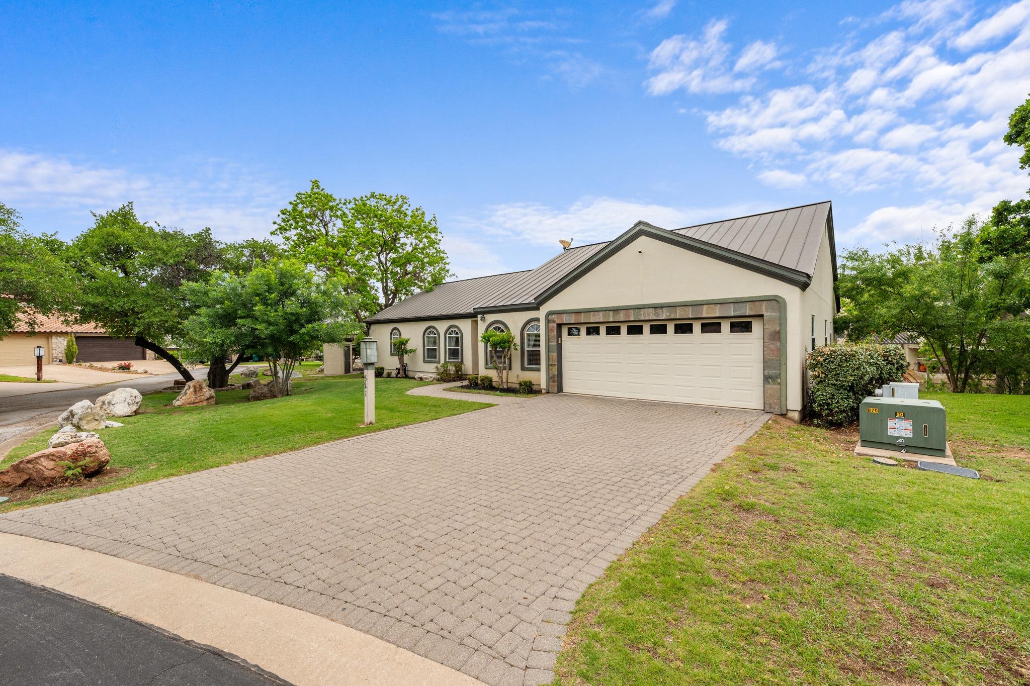 521 Lucy Lane Horseshoe Bay TX 78657