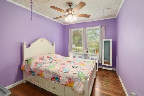 302 Vernon Street Thrall TX 76578
