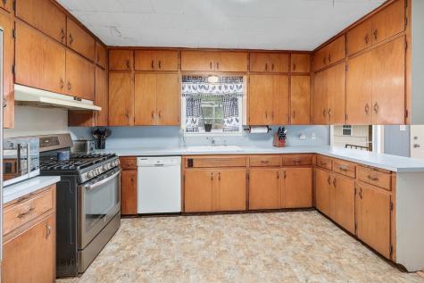 302 Vernon Street Thrall TX 76578