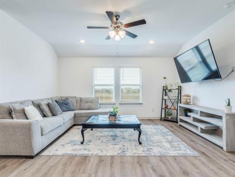 206 Fort Clark Springs Drive Hutto TX 78634