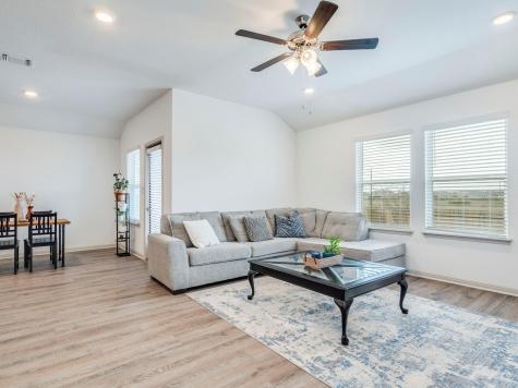 206 Fort Clark Springs Drive Hutto TX 78634