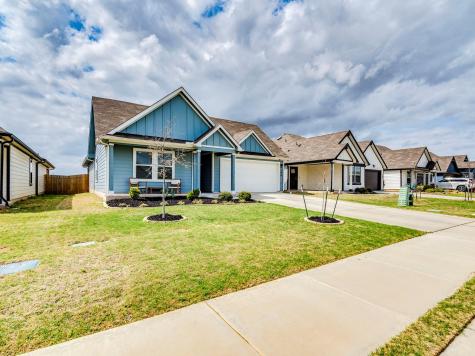 206 Fort Clark Springs Drive Hutto TX 78634