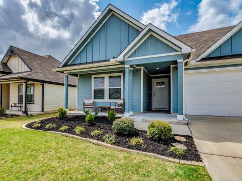 206 Fort Clark Springs Drive Hutto TX 78634