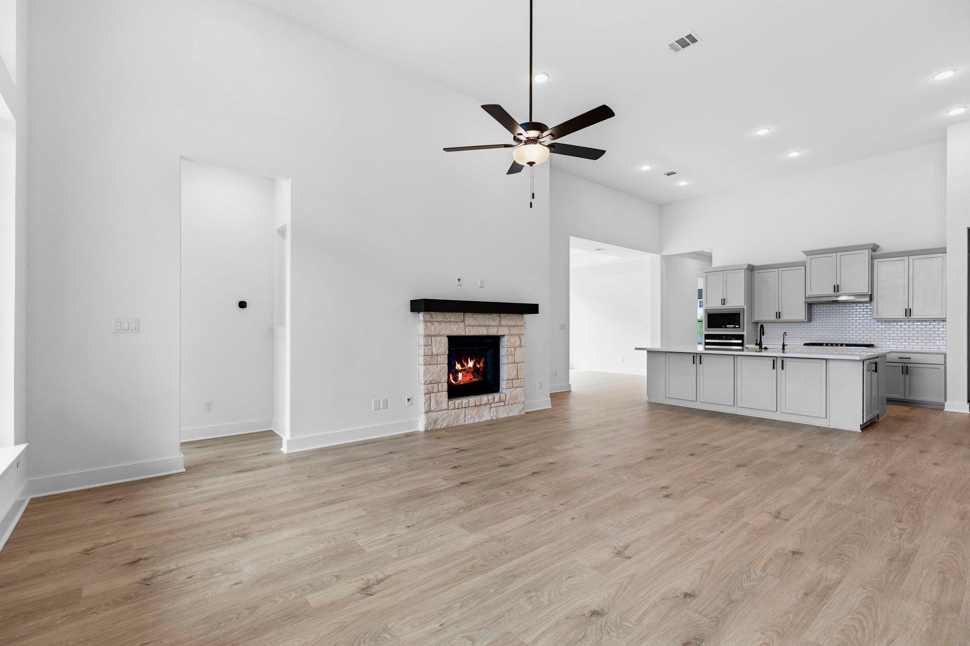 232 Five Mile Creek Way Kyle TX 78640