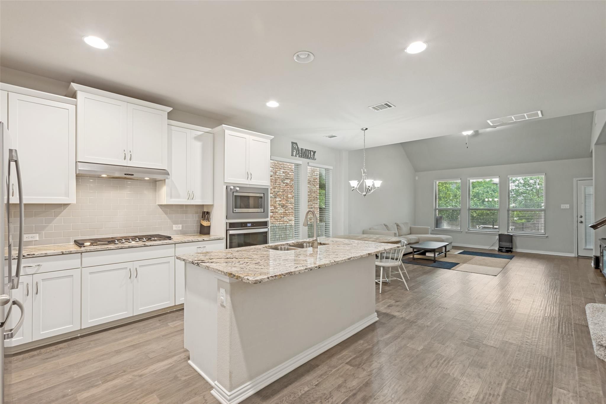 508 Peregrine Way Leander TX 78641