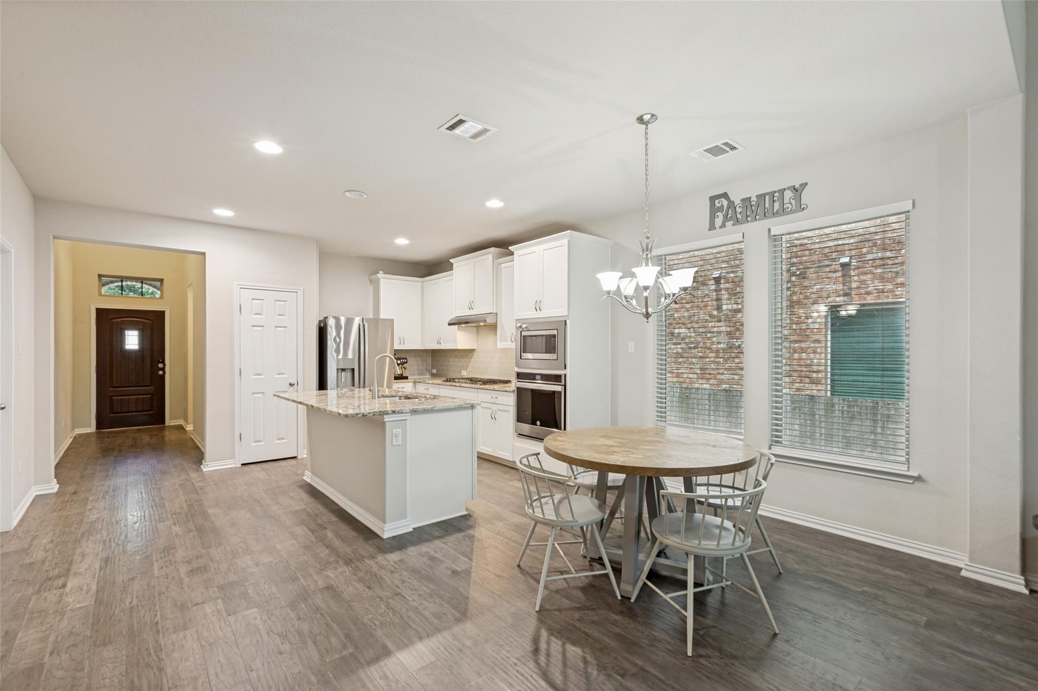 508 Peregrine Way Leander TX 78641