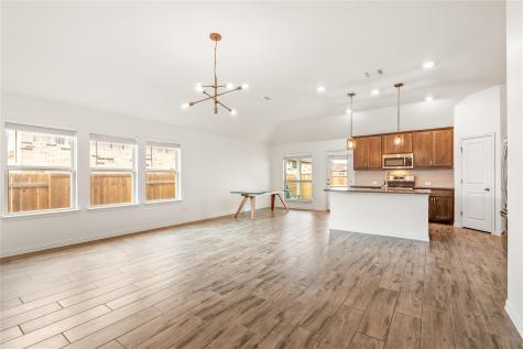 682 Coyote Creek Way Kyle TX 78640