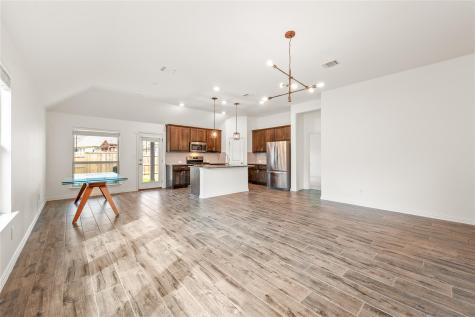 682 Coyote Creek Way Kyle TX 78640