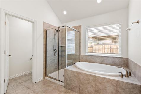 682 Coyote Creek Way Kyle TX 78640