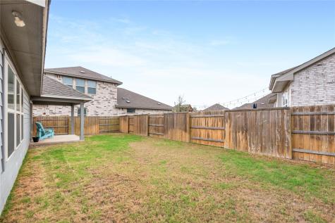 682 Coyote Creek Way Kyle TX 78640