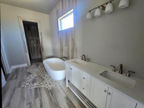 2417 Bruin Drive Spicewood TX 78669