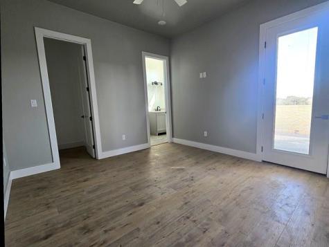 2417 Bruin Drive Spicewood TX 78669
