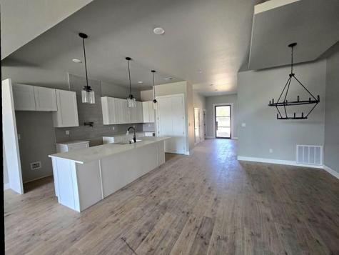 2417 Bruin Drive Spicewood TX 78669